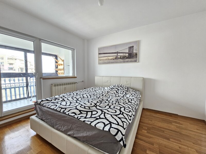 Unirii, apartament 3 camere 83 mp central, Institutul Bancar